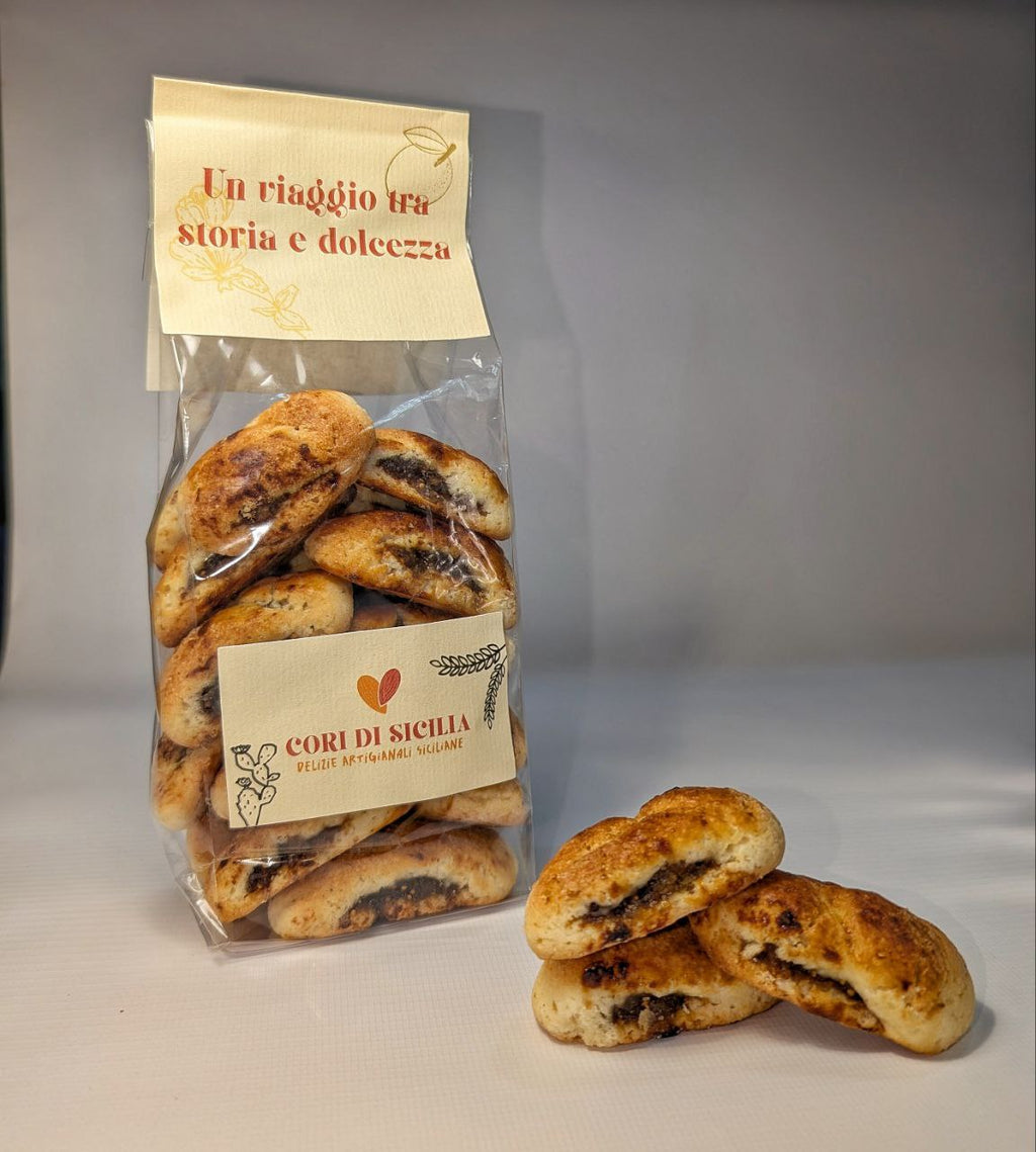 Cuor di Fichi - biscotto artigianale siciliano farcito con confettura di fichi con scorza di arancia 