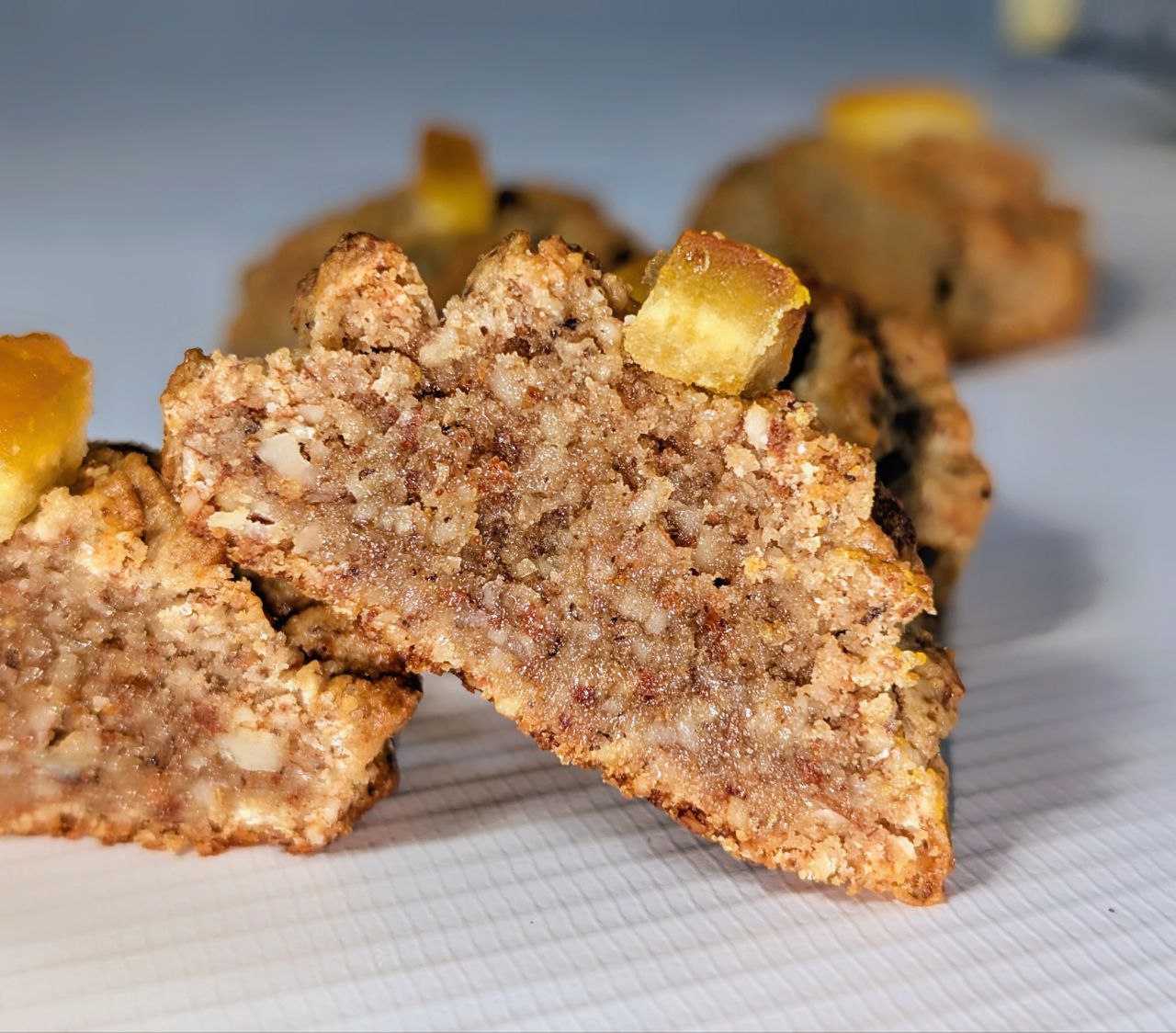 Riccio - Pasta di mandorle con farina di carrube siciliana